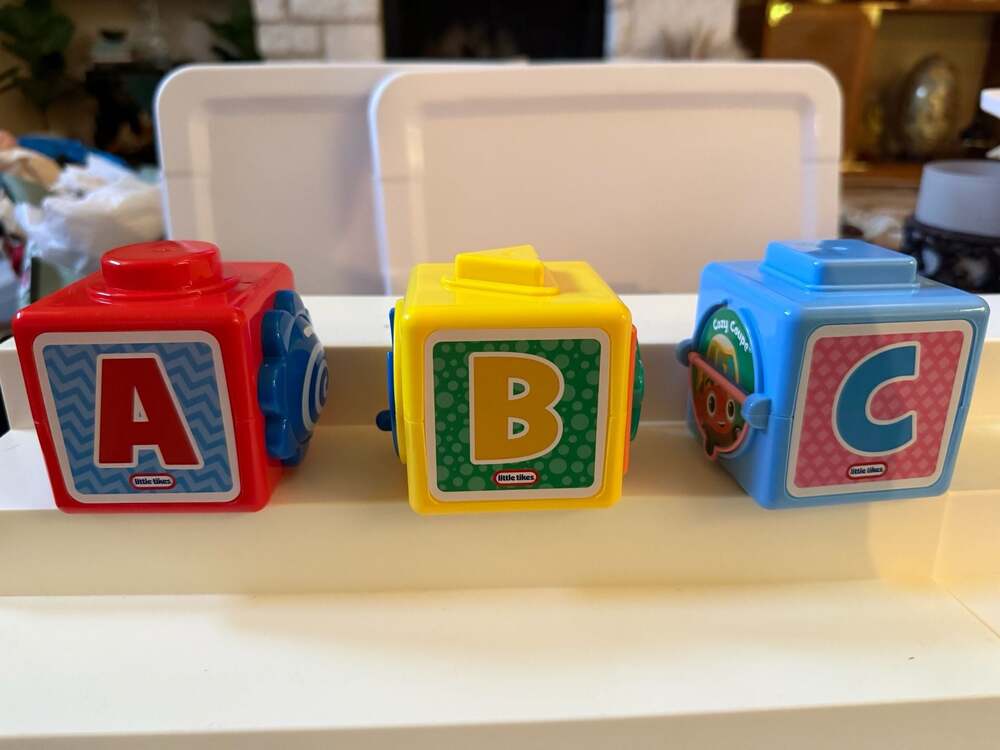 Little Tikes Cozy Coupe Interactive Stacking ABC 123 Blocks Set